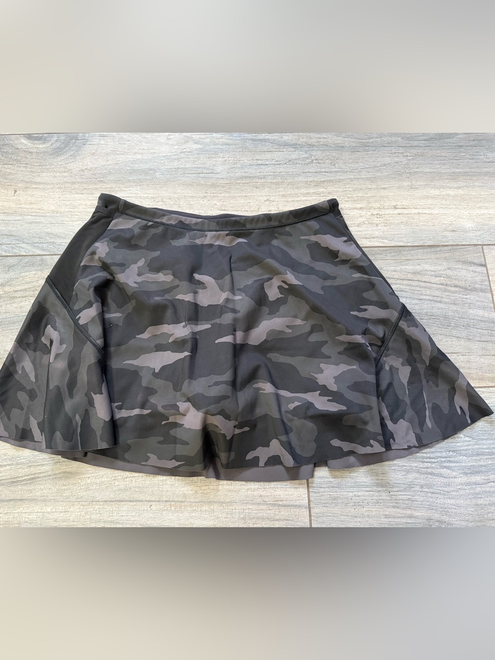 Women’s Camo Skort size XS
